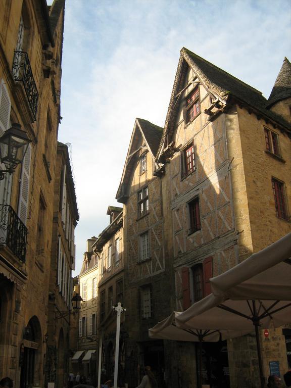 Ma Cabane A Sarlat Екстериор снимка